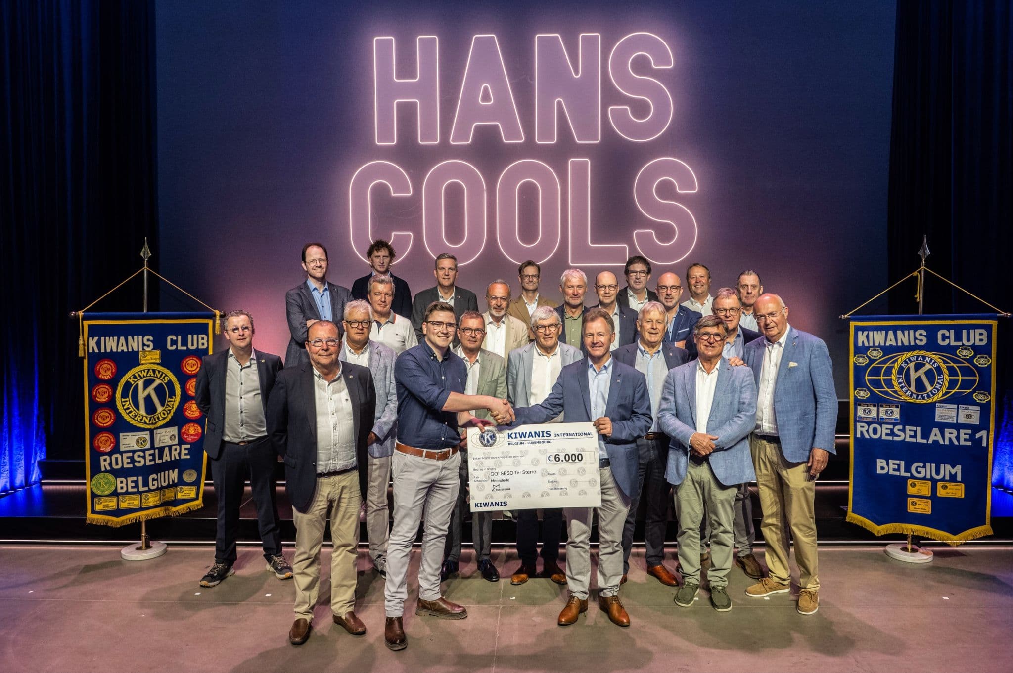 Chequeoverhandiging — Hans Cools Comedy & Streetfoodfestival 2026